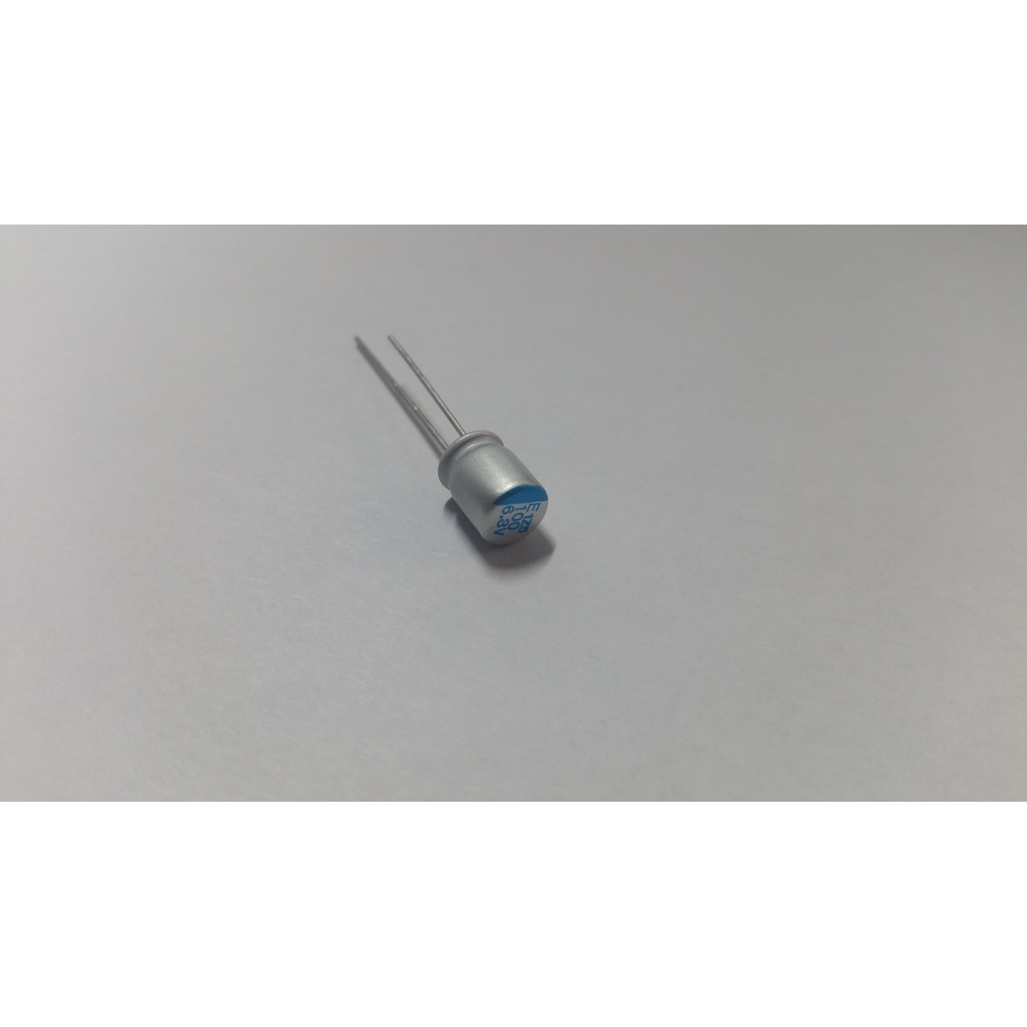 Condensator polimeric 100UF 6.3V